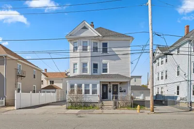 82-84 Webster St