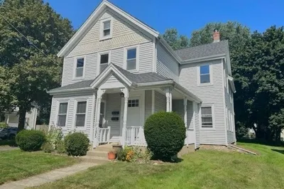 135 Cottage St 1