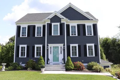 105 Windward Way 1