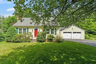 282 Pleasant Street 1