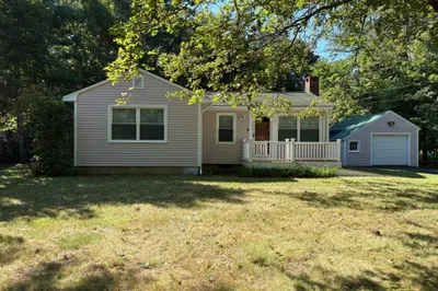 9 Howell Rd 1