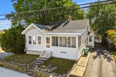 6 Hartford Ave W Ave 1