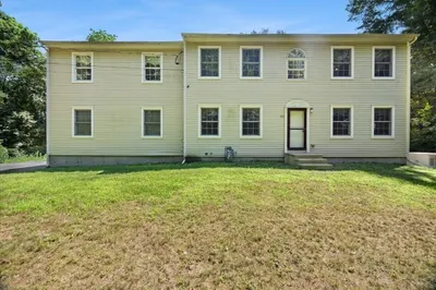 515 S Main St 1
