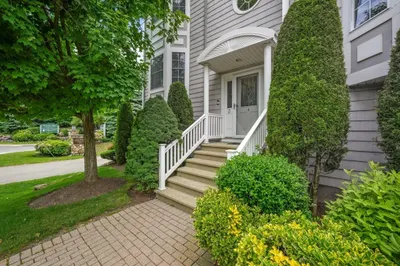 218 South Street #3 1