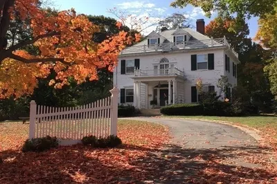 48 Union St 1