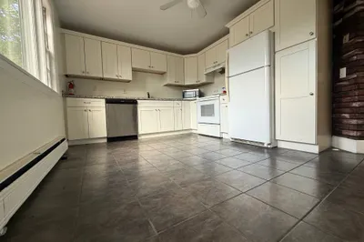 50 Vinal Ave #2 1