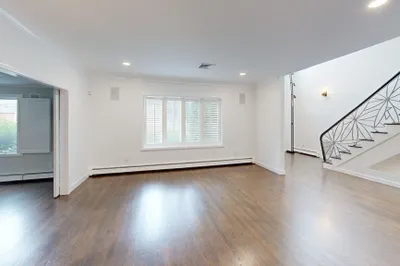 56 Cynthia Rd 1