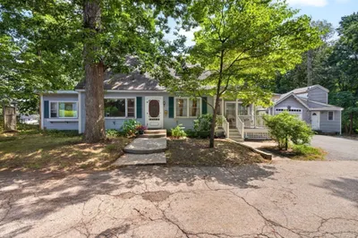 40 Oak St