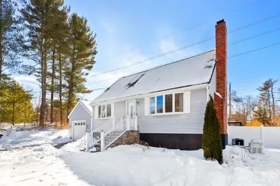 77 Bicknell Rd
