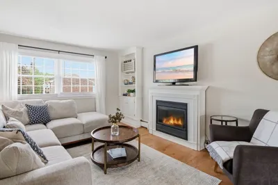 80 B Washington Park Dr #7