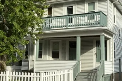 19-21 Elm St 1