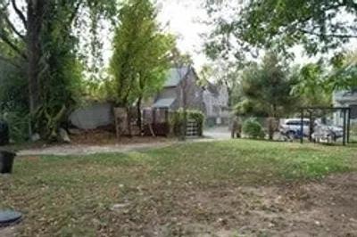 Lot E.s. Monson Ave 1