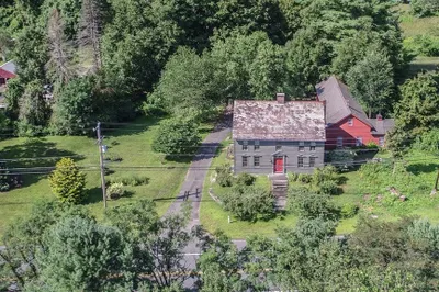 468 Westfield Rd 1