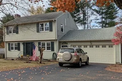 21 Mountainbrook Rd 1