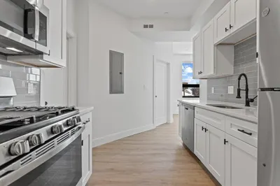 1137 Washington Street #6