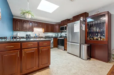 135 Forest St #W2 1