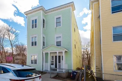 352 Norfolk St #3 1