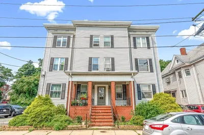 22 Auburn St #3 1