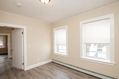 48 Pond St #4 1