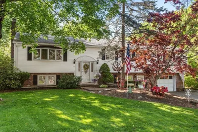 118 Bumble Bee Cir