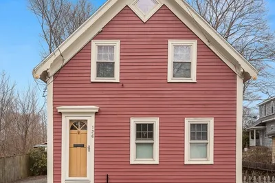 126 Centennial Ave