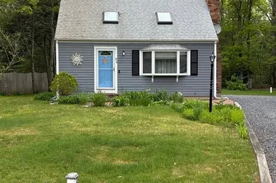 92 Santuit Pond Road