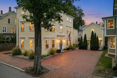 9 Orange Street #1 1