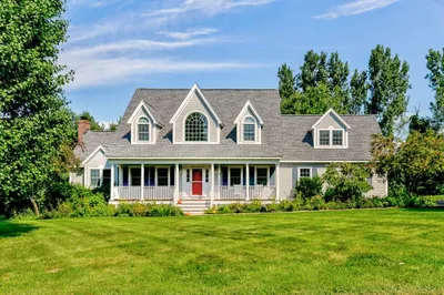 2 Swanson Ln 1