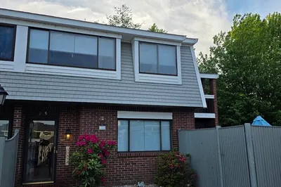206 Greenbrook Dr #206 1