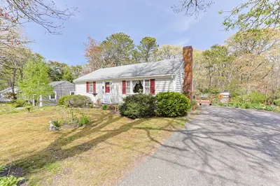 15 Surrey Lane 1
