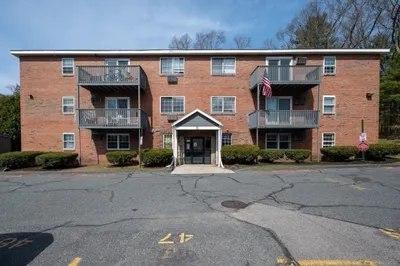 302 Boston Post Rd E Rd #B15