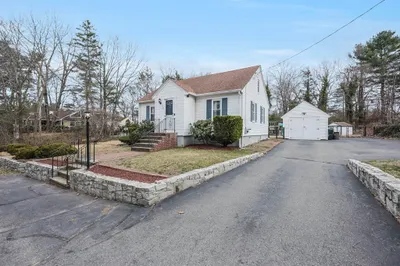 254 Lakewood Dr 1