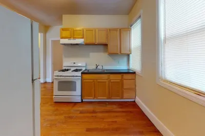 17 Langdon St #1