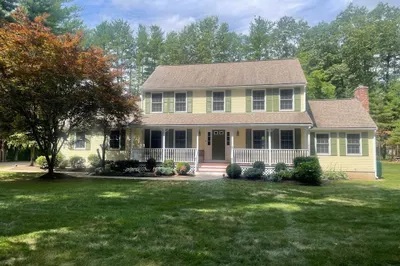 9 Tobacco Road 1