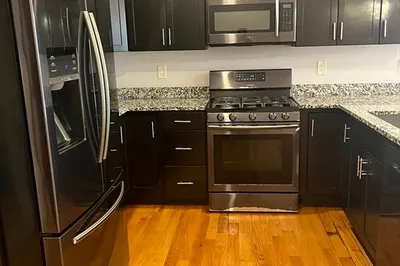 68 South St #201