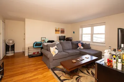 95 Chestnut St #4