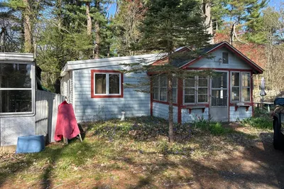 119 S Elm St 1