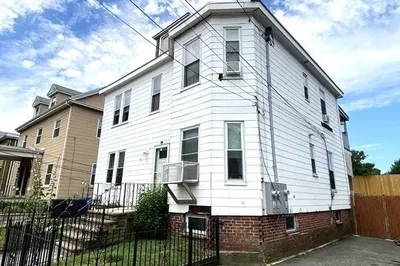 20 Kensington Ave 1