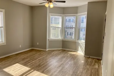 49 Linden St #2