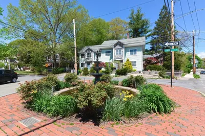3 Forest St #3