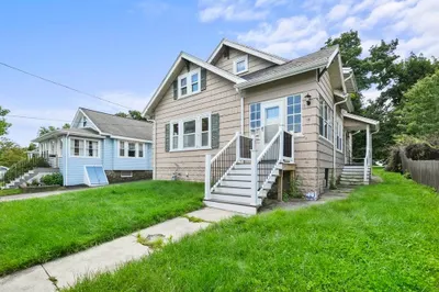 12 Longmeadow Ave