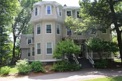 125 Winter St #4