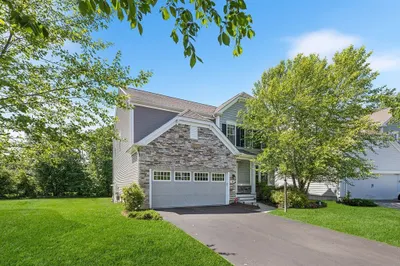 184 Stonehaven Dr