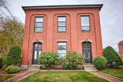 37 Forrester St #4