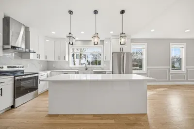9 Logan Ave #9 1