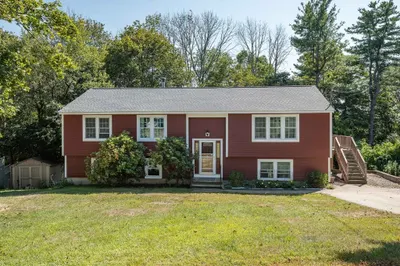 8 Old County Road 1