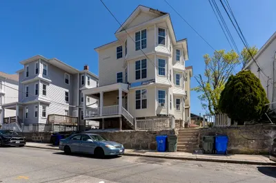 206 Irving Street 1