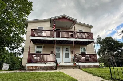 1686-1688 N Main St 1