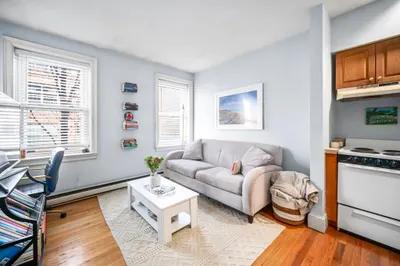163 W 2nd St #2