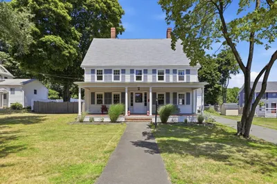 39 Main St 1